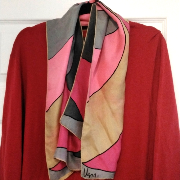 - -Vera Neumann silk retro versatile scarf - Picture 1 of 3